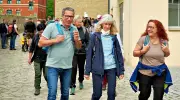 Welterbe-Wandertag in Laucha: Pflaumenschnaps und Industriekultur