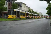 Zehnjähriger Junge in Berlin von Straßenbahn angefahren – außer Lebensgefahr