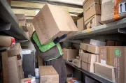 Zoll-Kontrollen in Sachsen: 65 Verstöße bei Paketzustellern