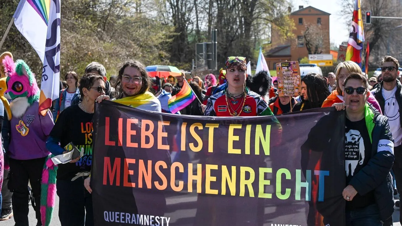 Angermünde eröffnet CSD-Saison in Brandenburg mit buntem Auftakt