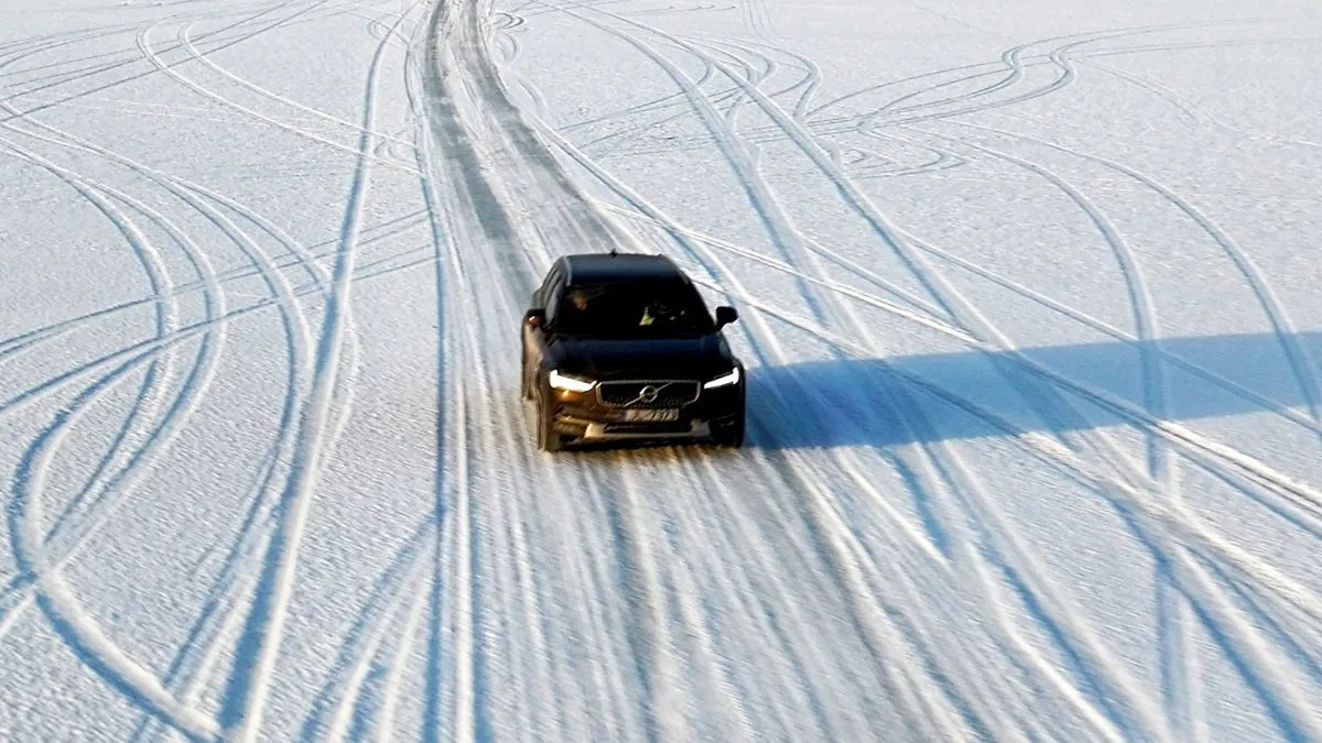 Offizielle Eisstraße in Estland: 17 Kilometer über die gefrorene Ostsee