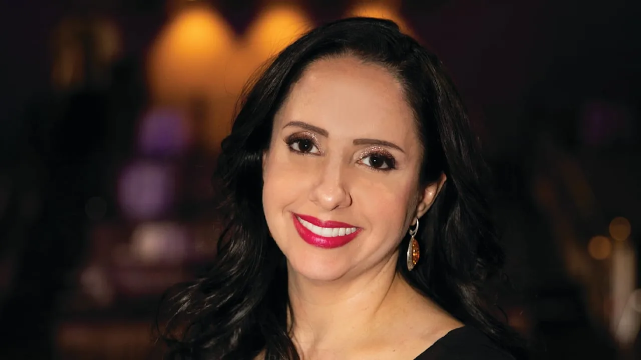 Abby Jimenez: Bestseller-Autorin schreibt ihre Millionen-Hits auf dem Smartphone