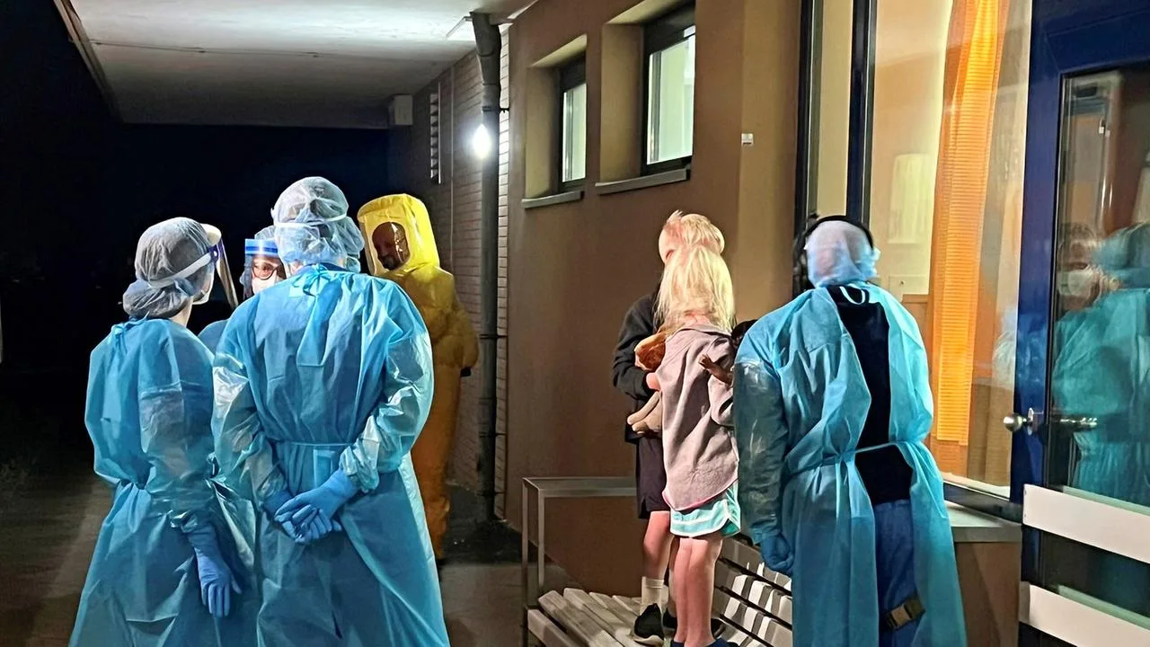 Ebola-Patient in Berliner Charité in geschwächtem Zustand
