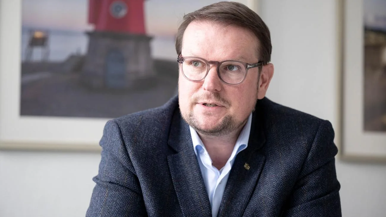 Emdens OB fordert Durchbruch bei Außenems-Vertiefung