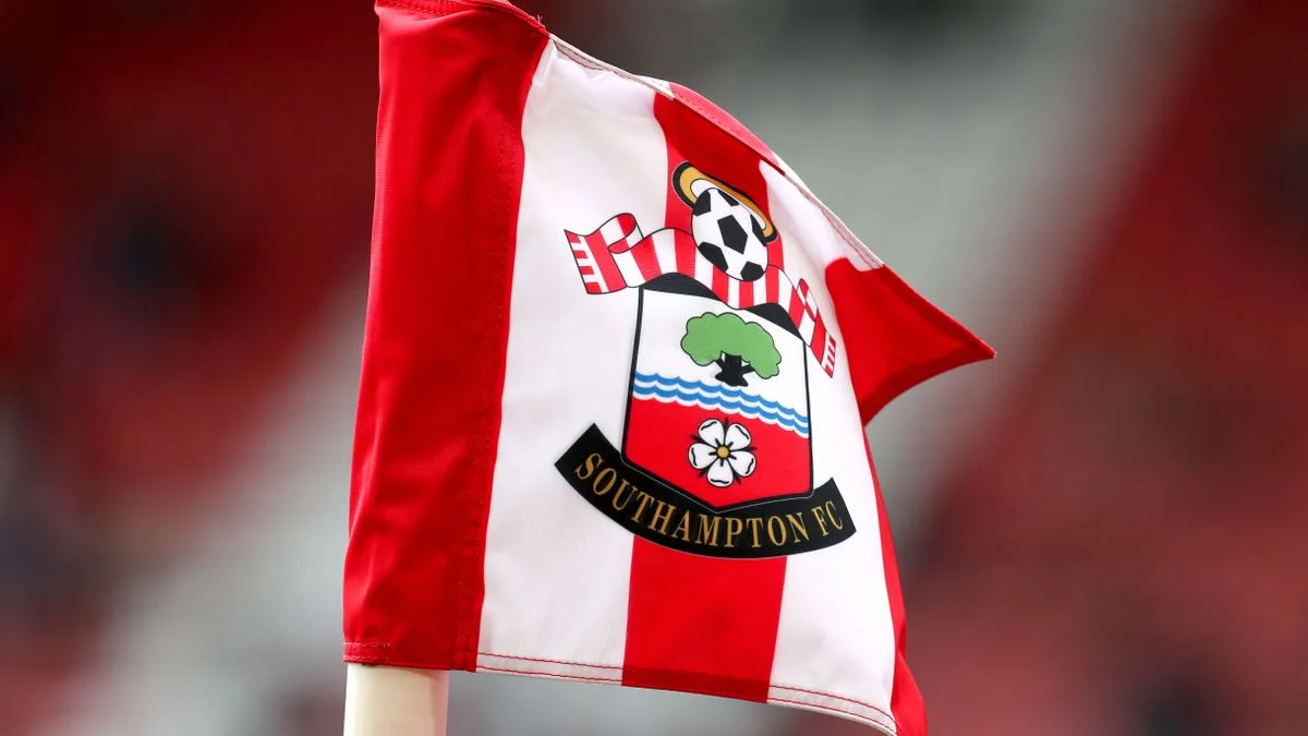 FC Southampton wegen Spionage von Aufstiegs-Finale ausgeschlossen