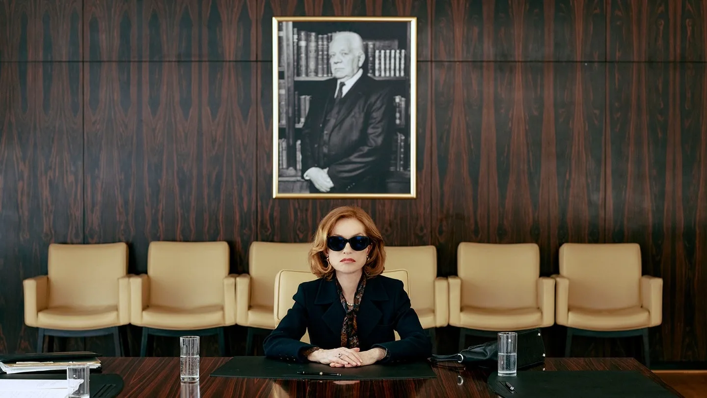 Isabelle Huppert als reichste Frau der Welt in bissiger Satire