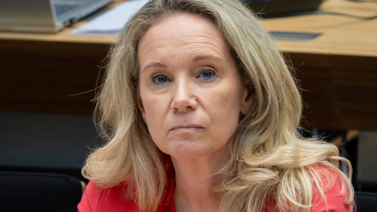 Berlins Kultursenatorin Wedl-Wilson tritt nach Fördermittelaffäre zurück