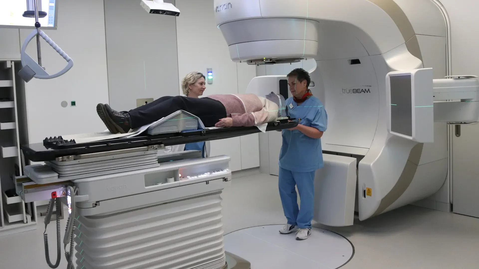 Neubrandenburg: Zweiter Linearbeschleuniger im Klinikum aktiv