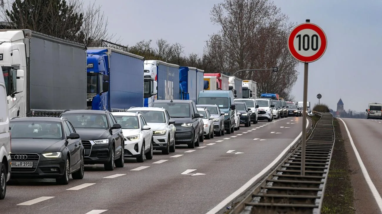 Osterverkehr in Sachsen-Anhalt: ADAC warnt vor Staus und Baustellen
