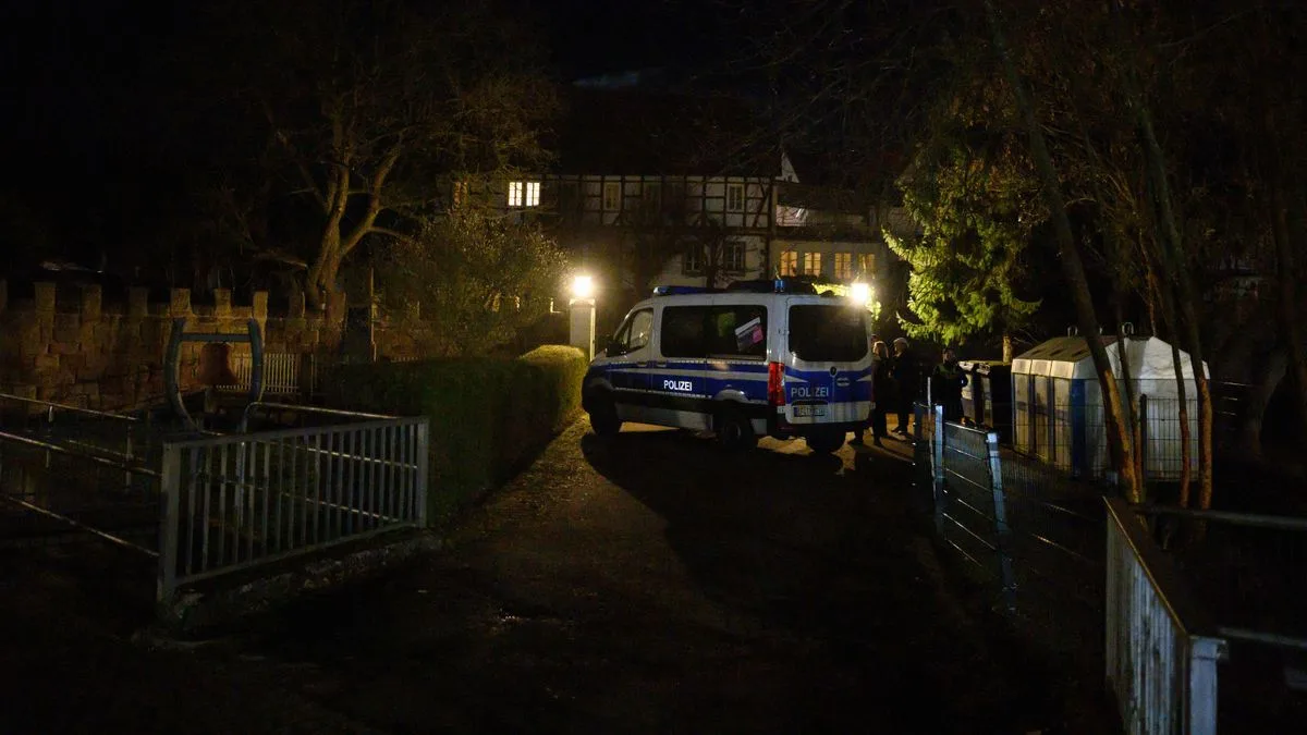 Rechtsextreme greifen SPIEGEL-TV-Team in Thüringen an