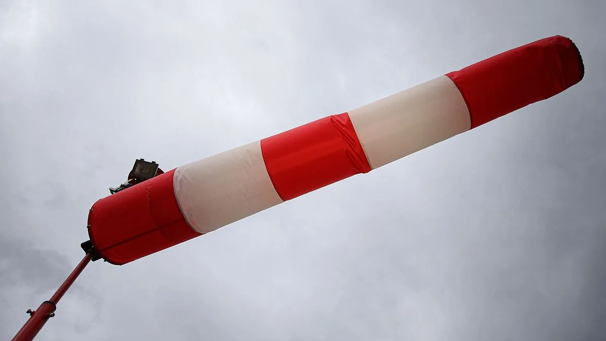 Stürmischer Ostersonntag in Sachsen-Anhalt mit Orkanböen auf dem Brocken