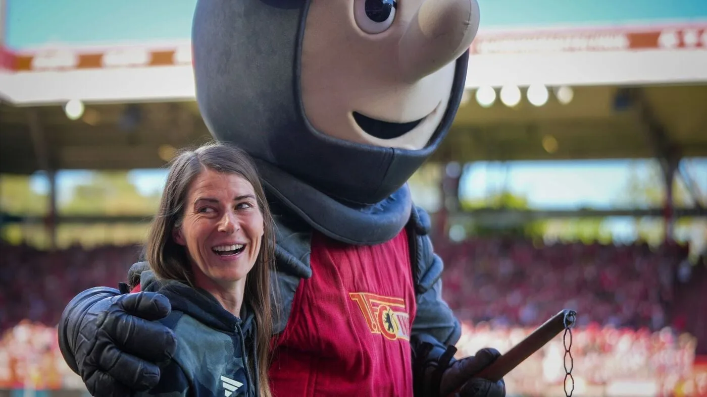 Union Berlin feiert Klassenerhalt dank Ex-Coach und Burcus Premierentor
