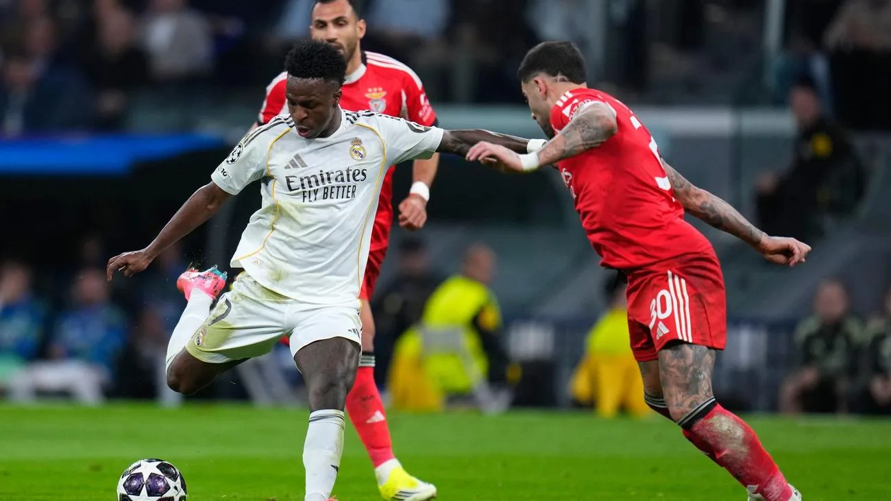 Vinícius Júnior schießt Real Madrid nach Rassismus-Affäre ins Achtelfinale