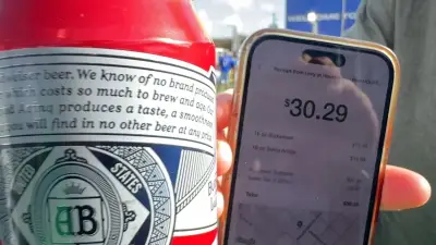 4730 Dollar für zwei Bierdosen: Bierpreis-Schock in Houston