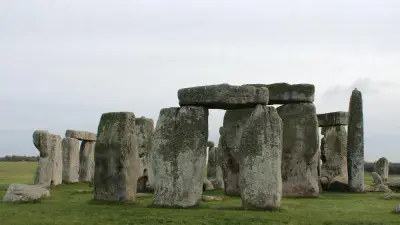 5000 Jahre alter Vorläufer von Stonehenge bei Bulford entdeckt