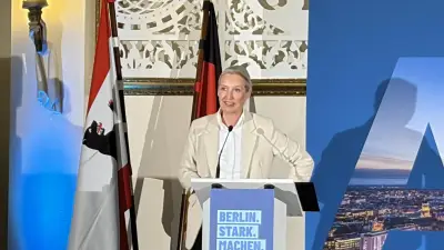 AfD-Chefin Weidel begeistert 500 Anhänger in Neuköllner Hochzeitssaal