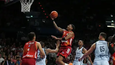 Bayern-Basketballer ziehen souverän ins Finale der BBL ein