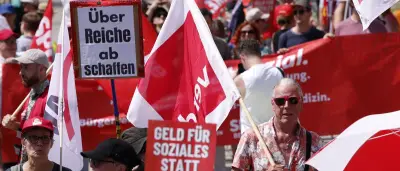 Demo in Berlin: Hunderte protestieren gegen Sozialreformen