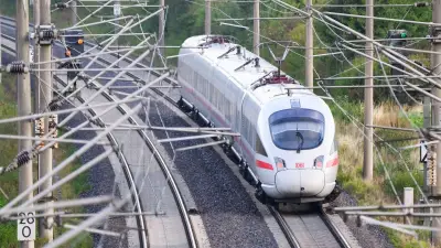 Deutsche Bahn stellt Zugverkehr bundesweit wegen Störung ein