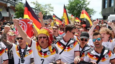 Deutsche Fans feiern WM-Party in Toronto