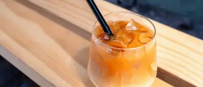 Eiskaffee wie im Urlaub: So gelingt der perfekte Frappé zu Hause