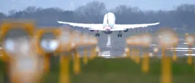 EU einigt sich auf neue Flugpassagierrechte: Handgepäck-Preis muss inklusive sein