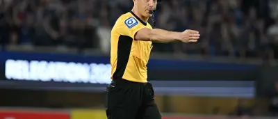 Felix Zwayer pfeift erstes WM-Spiel: USA gegen Australien