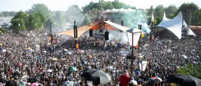 Fusion-Festival: Hitzewelle mit 39 Grad – Wasser günstiger, Waschstraße, Elektrolyt-Tests