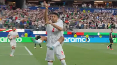 Iran-Star feiert Tor mit Pistolen-Jubel bei WM in Los Angeles