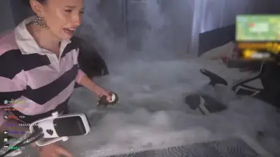 Livestream eskaliert: Zimmer läuft komplett voll Wasser