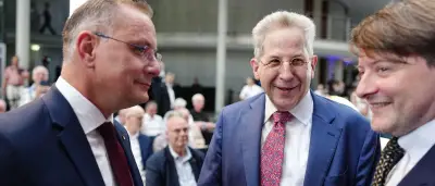 Maaßen provoziert Verfassungsschutz bei AfD-Kongress im Bundestag