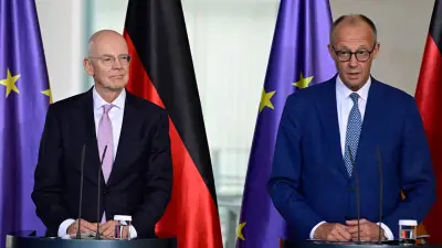 Merz-Berater: Linkspartei gefährlicher für Jobs als AfD