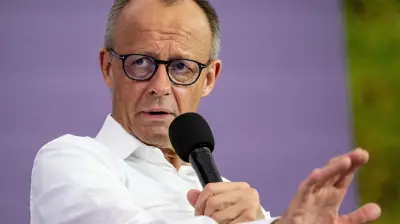Merz sieht Einsparpotenzial im Jugendhilfebereich und lehnt EU-Finanzvorschläge ab