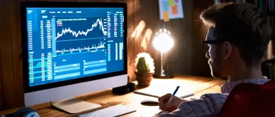 Passives Einkommen: Mit Anleihe-ETFs acht Mal im Jahr Zinsen kassieren