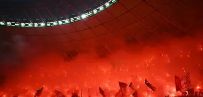 Pyrotechnik in Stadien: Innenminister streiten über Sicherheitsmaßnahmen
