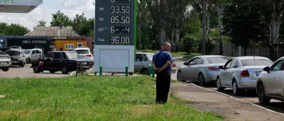 Russland: Ölexporte steigen trotz Raffinerieausfällen – Benzin wird knapp