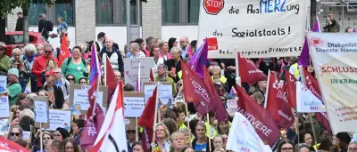 Sparpaket für Krankenkassen: Warken startet Gesetzgebungsverfahren mit Protesten