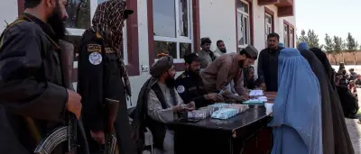 Taliban verschärfen Kleiderordnung: Toter bei Protest in Herat