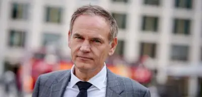 VW-Chef Blume verteidigt Sparkurs: 28.000 Stellenabbau fix