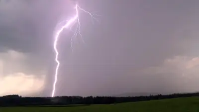Wetterwarnung für Berlin und Brandenburg: Kräftige Gewitter möglich