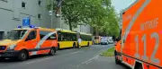 16 Verletzte nach Vollbremsung eines Gelenkbusses in Berlin-Neukölln