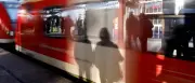 22-Jähriger in Köln versucht Fahrgast auf Gleise zu ziehen