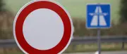 A115 bei Potsdam nach Hitzeschaden gesperrt – Asphalt hob sich