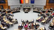 Abgeordnetenhaus berät über neuen Aufgabenkatalog für Verwaltungsreform