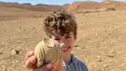 Achtjähriger entdeckt 1700 Jahre alte römische Statuette in Negev