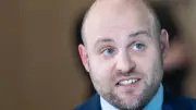 AfD-Politiker Frohnmaier trifft Putins Top-Berater in St. Petersburg