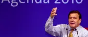 Agenda 2010 als Vorbild: Was Merz von Schröders Reformen lernen kann