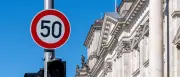 Analyse: Rückkehr zu Tempo 50 bringt kaum Zeitgewinn