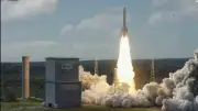 Ariane 6 startet nach kurzer Verzögerung erfolgreich ins All