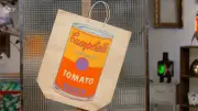 Bares für Rares: Warhol-Papiertüte sorgt für Bieterduell am 26. Juni